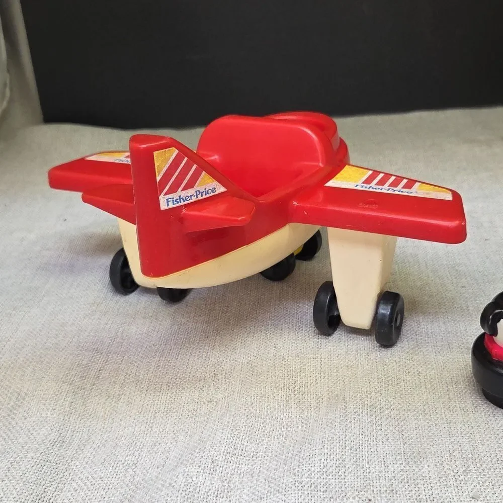 Fisher-Price Nifty Station Wagon , Little People Airplane, School Bus, 11 Figure